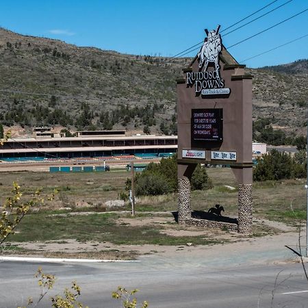 Apache Village Cabinette 15, Queen Bed, Midtown, Sleeps 2 Ruidoso Exteriér fotografie