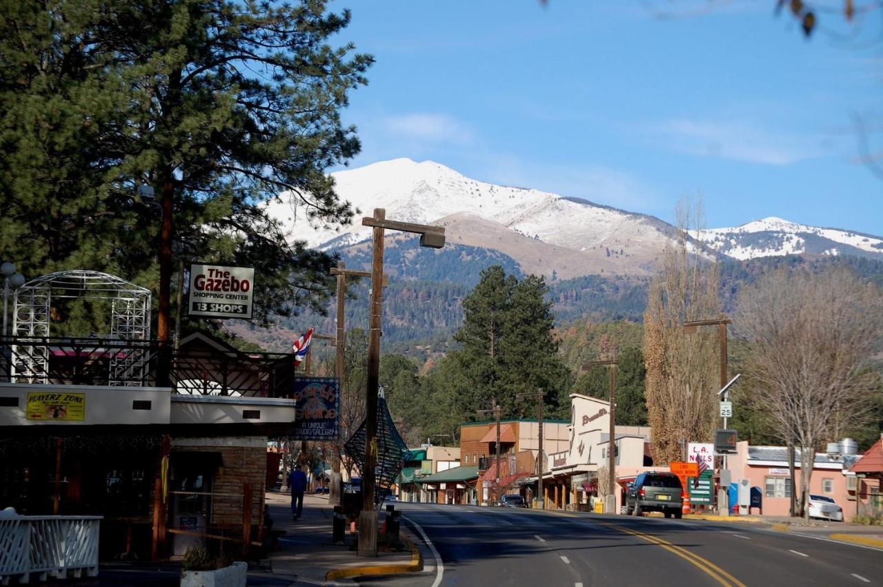 Apache Village Cabinette 15, Queen Bed, Midtown, Sleeps 2 Ruidoso Exteriér fotografie